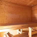 Arctic River Resort 4*