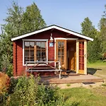 Θέρετρο Arctic River 4*