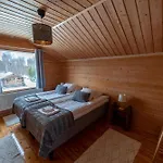 Θέρετρο Arctic River 4*
