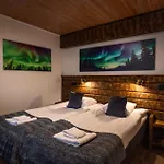 Θέρετρο Arctic River 4*
