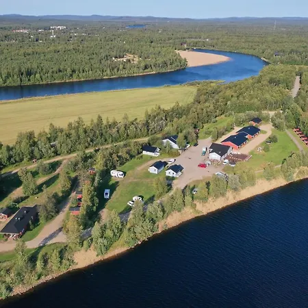 Resort Näverniemi Center 3*