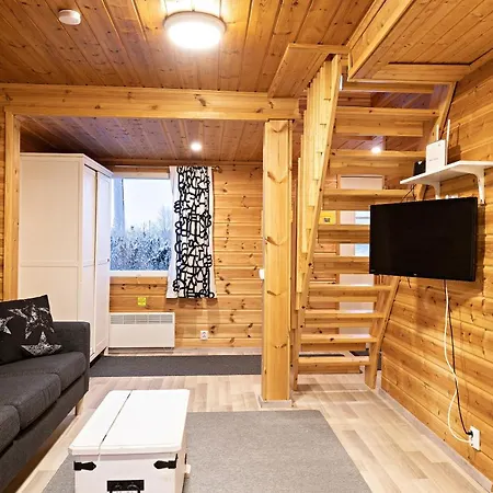 Resort Näverniemi Center 3*