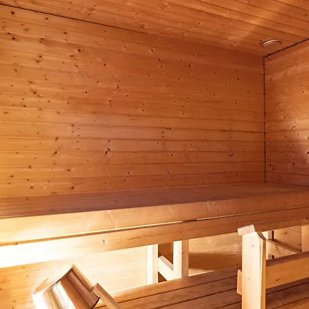 Näverniemi Center Resort 3*