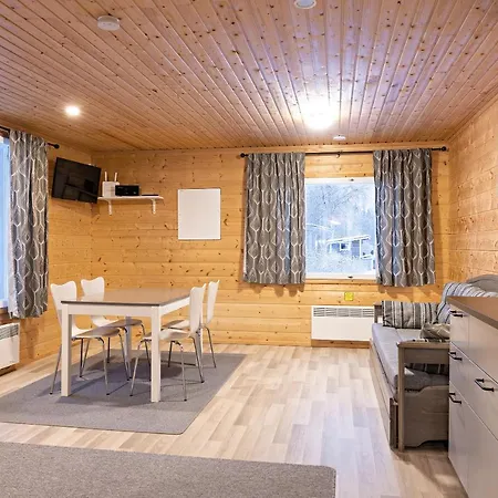 Arctic River 4*