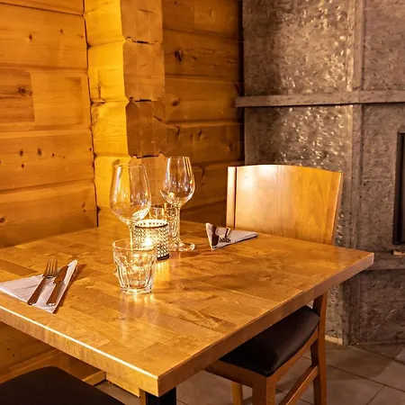 Resort Näverniemi Center 3*