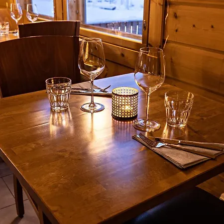 Resort Arctic River Ivalo