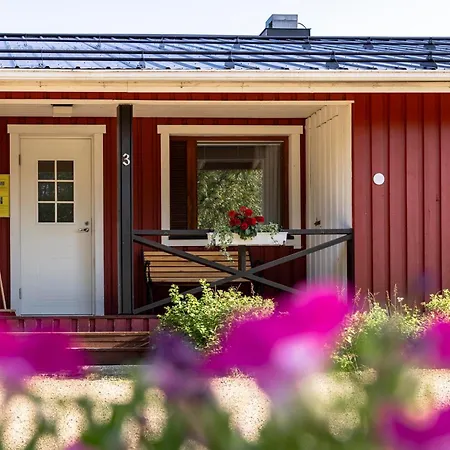 Resort Näverniemi Center
