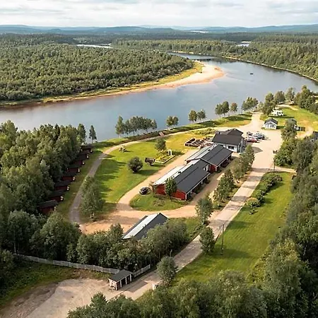 Arctic River 4*