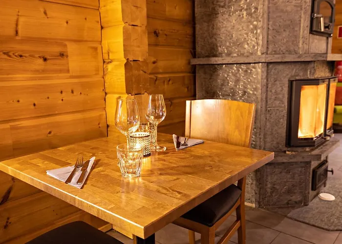 Semesteranläggning (resort) Arctic River 4*