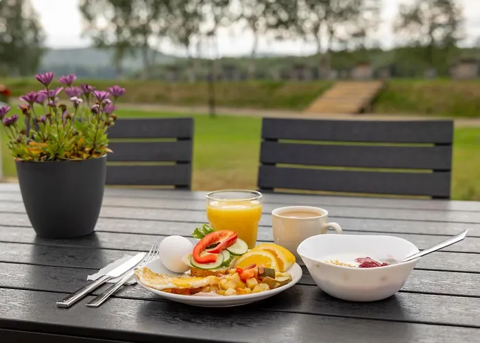 Arctic River 伊瓦洛