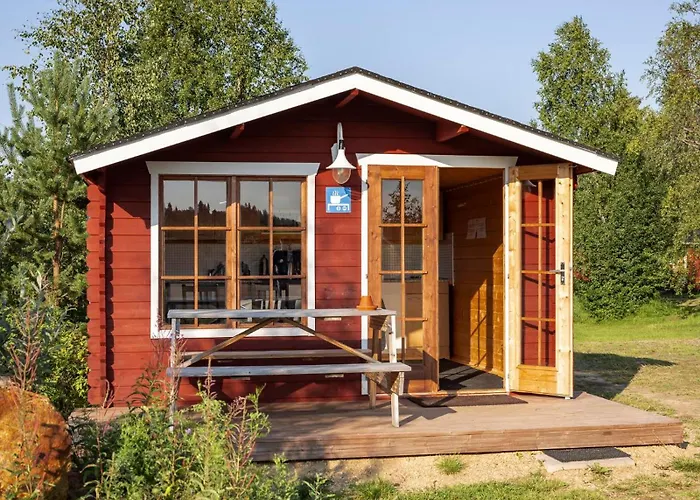 Semesteranläggning (resort) Arctic River 4*